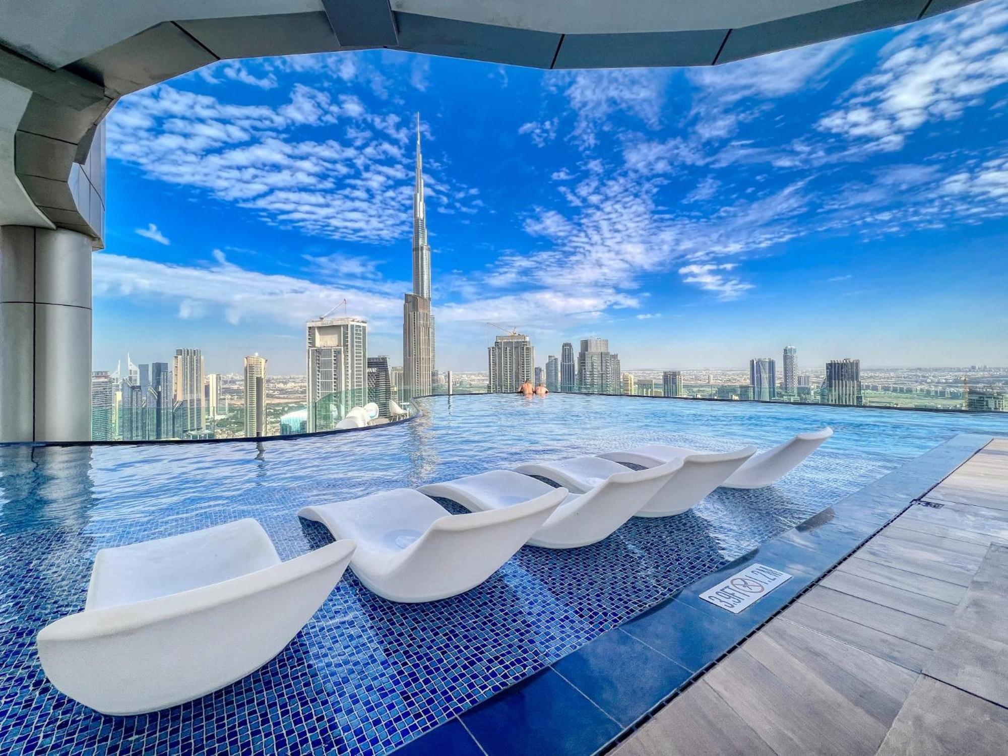 Ferienwohnung Highest Infinity Pool In Downtown Dubai Exterior foto