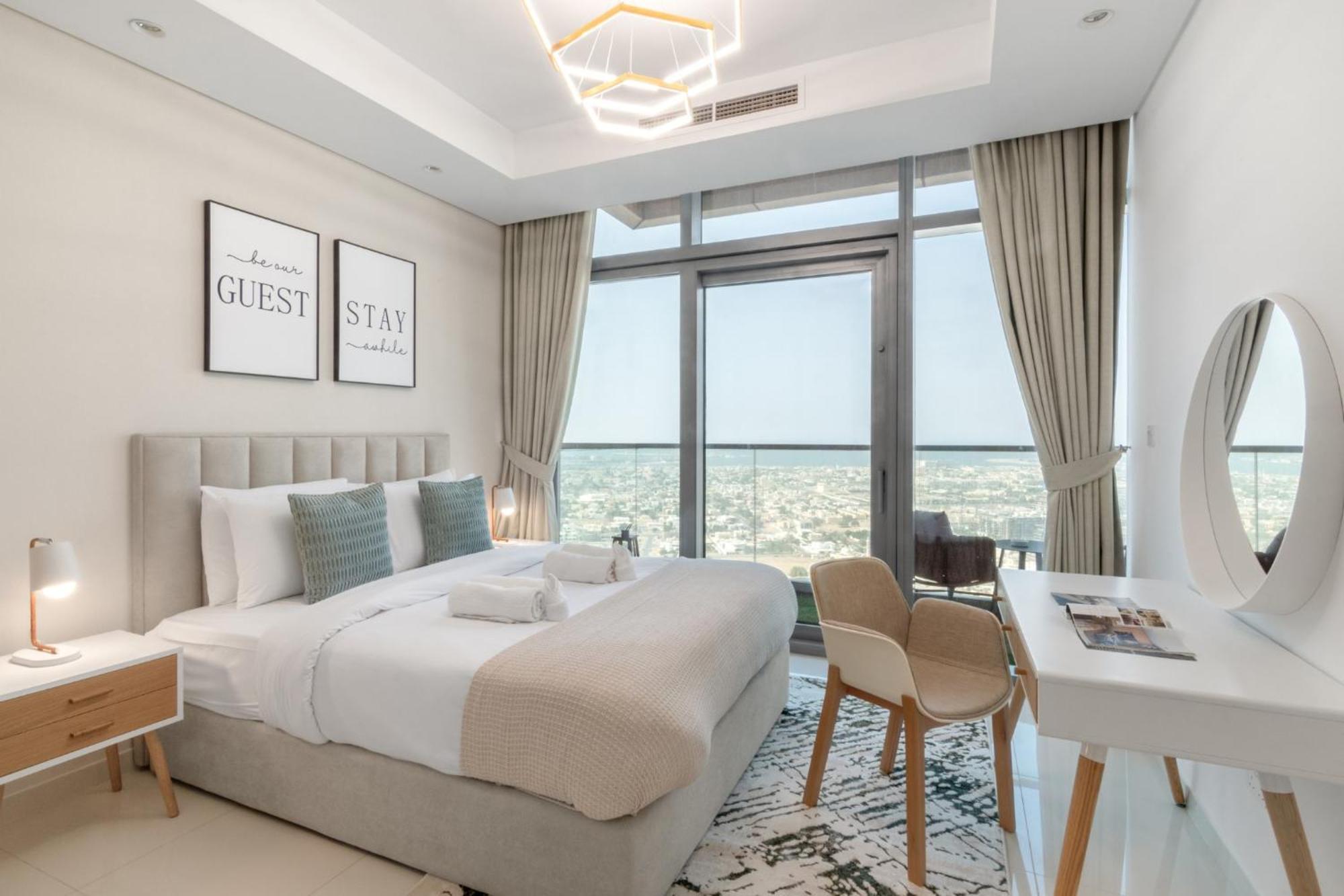 Ferienwohnung Highest Infinity Pool In Downtown Dubai Exterior foto