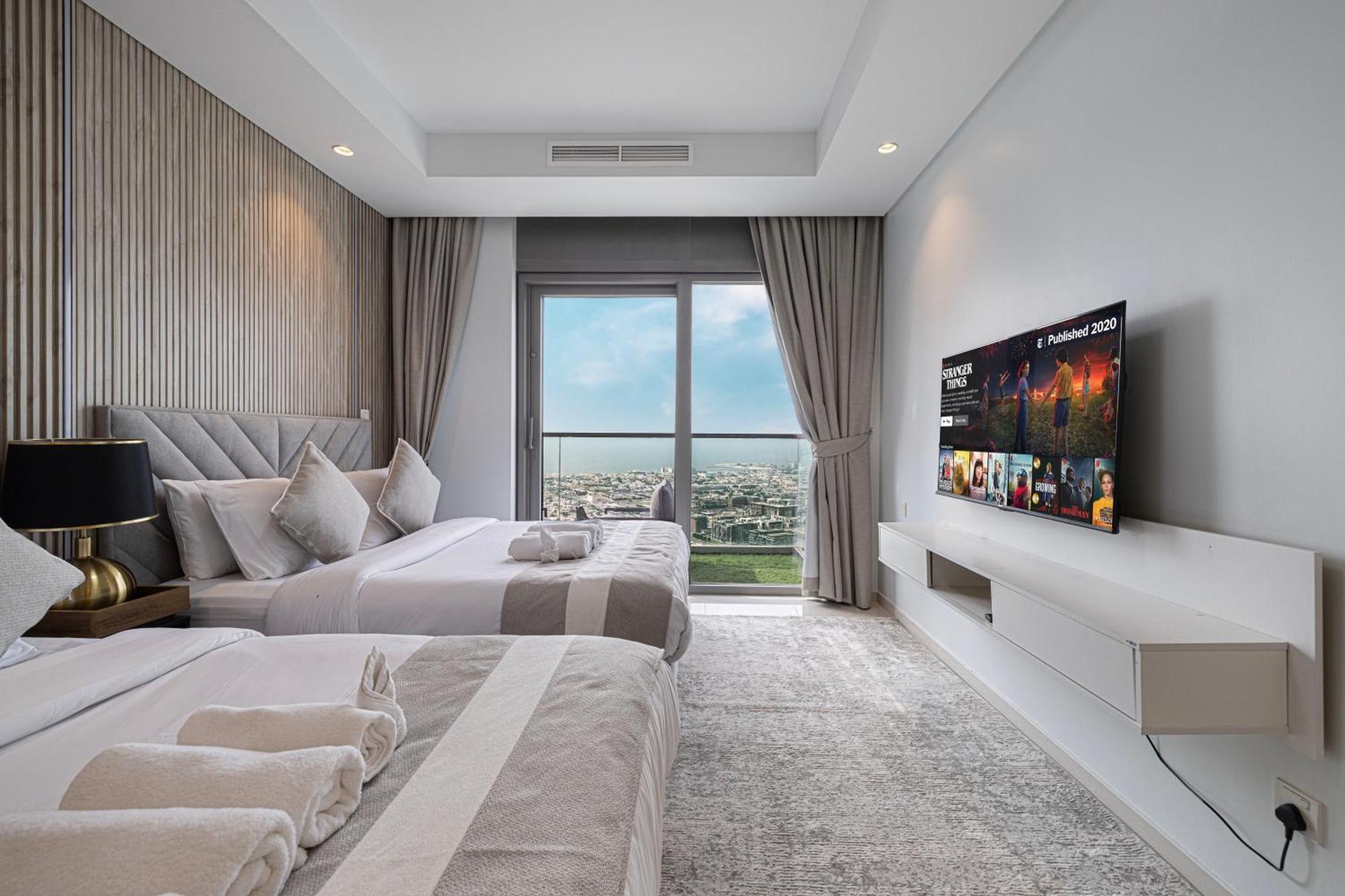Ferienwohnung Highest Infinity Pool In Downtown Dubai Exterior foto