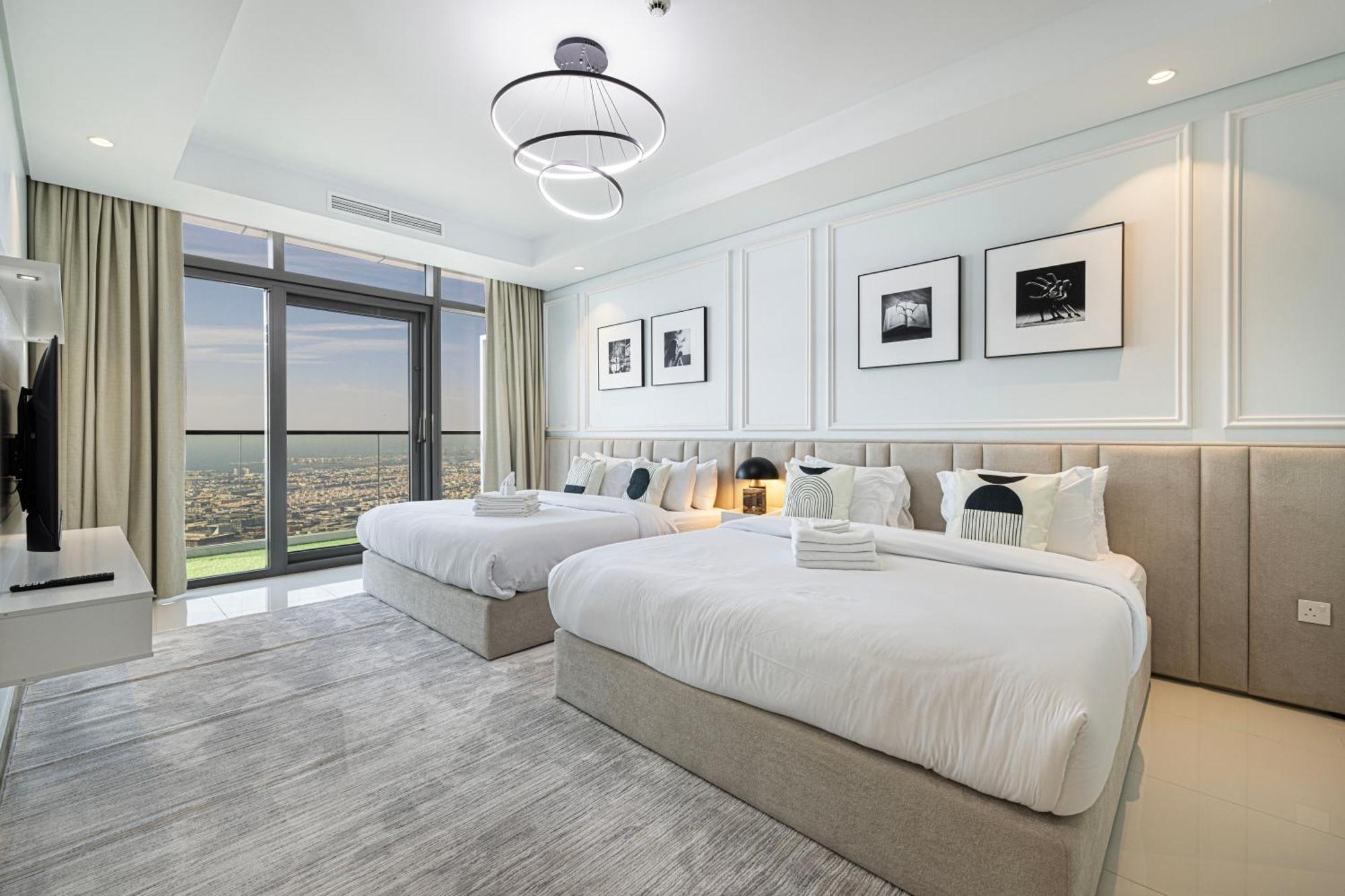 Ferienwohnung Highest Infinity Pool In Downtown Dubai Exterior foto