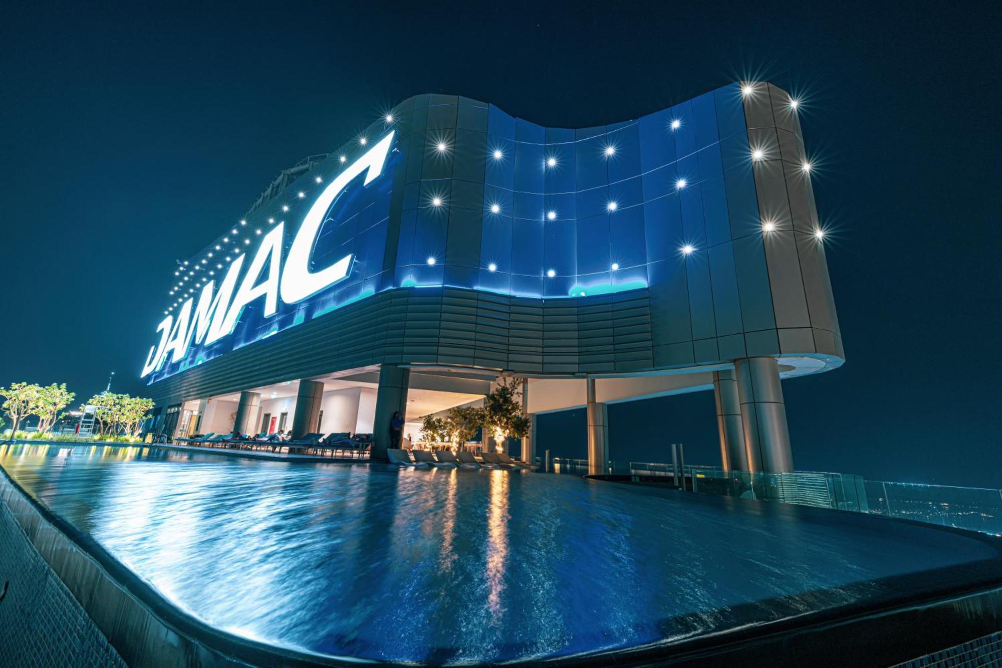Ferienwohnung Highest Infinity Pool In Downtown Dubai Exterior foto